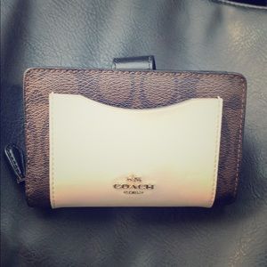 Coach wallet